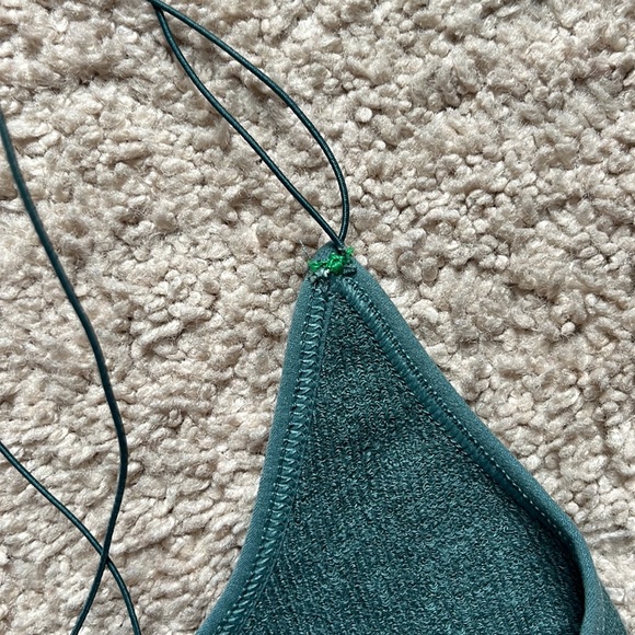 UO out from under tank top - Picture 3 of 4